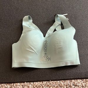 Victoria Secret Sports Bra
